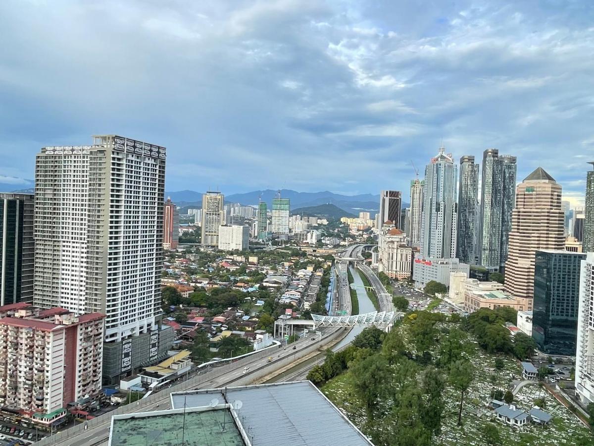 Kuala Lumpur Cherry Suites At Mercu Summer Suites Klcc Екстериор снимка