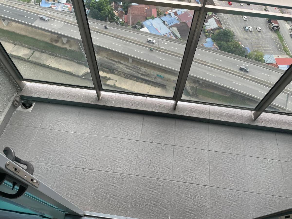 Kuala Lumpur Cherry Suites At Mercu Summer Suites Klcc Екстериор снимка